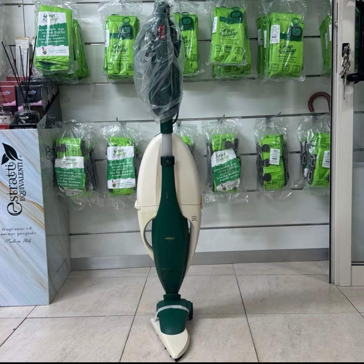Folletto modello vk 131 con spazzola leggera hd 35 compatibile